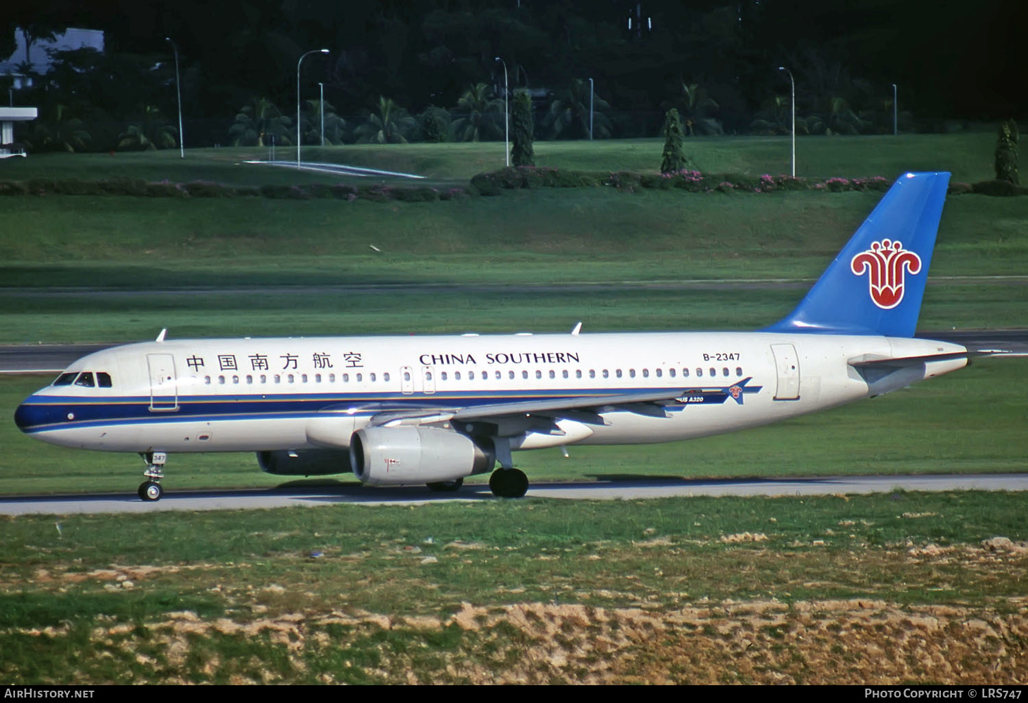 Aircraft Photo of B-2347 | Airbus A320-232 | China Southern Airlines | AirHistory.net #269302