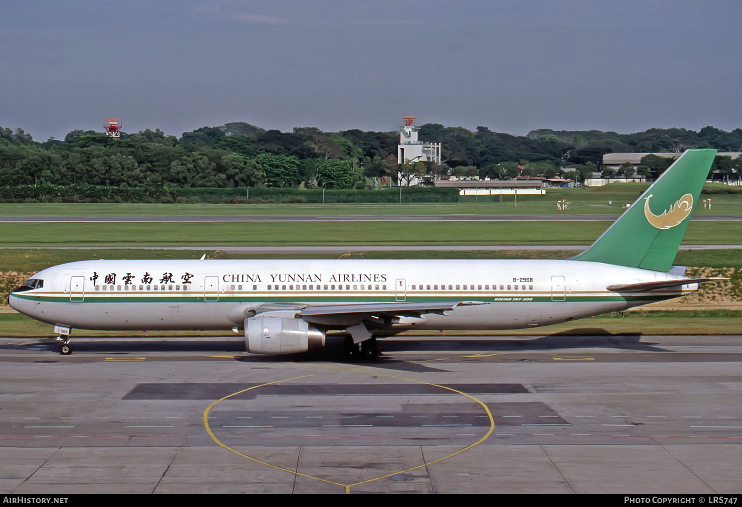 Aircraft Photo of B-2568 | Boeing 767-3W0/ER | China Yunnan Airlines | AirHistory.net #269303