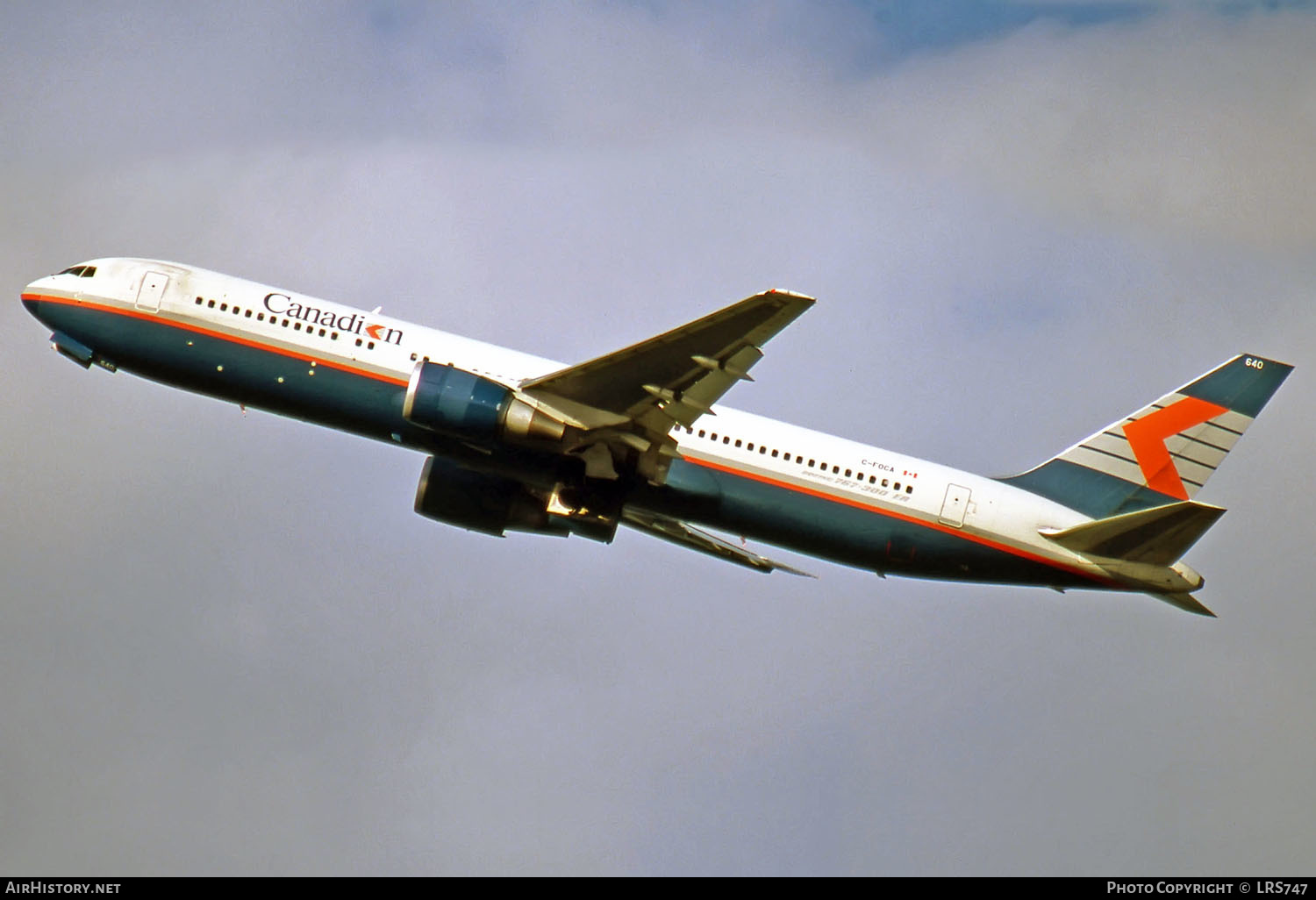 Aircraft Photo of C-FOCA | Boeing 767-375/ER | Canadian Airlines | AirHistory.net #269342