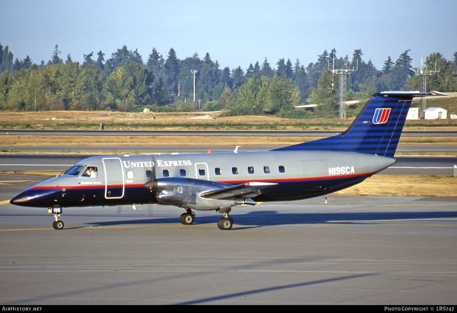 Aircraft Photo of N196CA | Embraer EMB-120RT Brasilia | United Express | AirHistory.net #269345