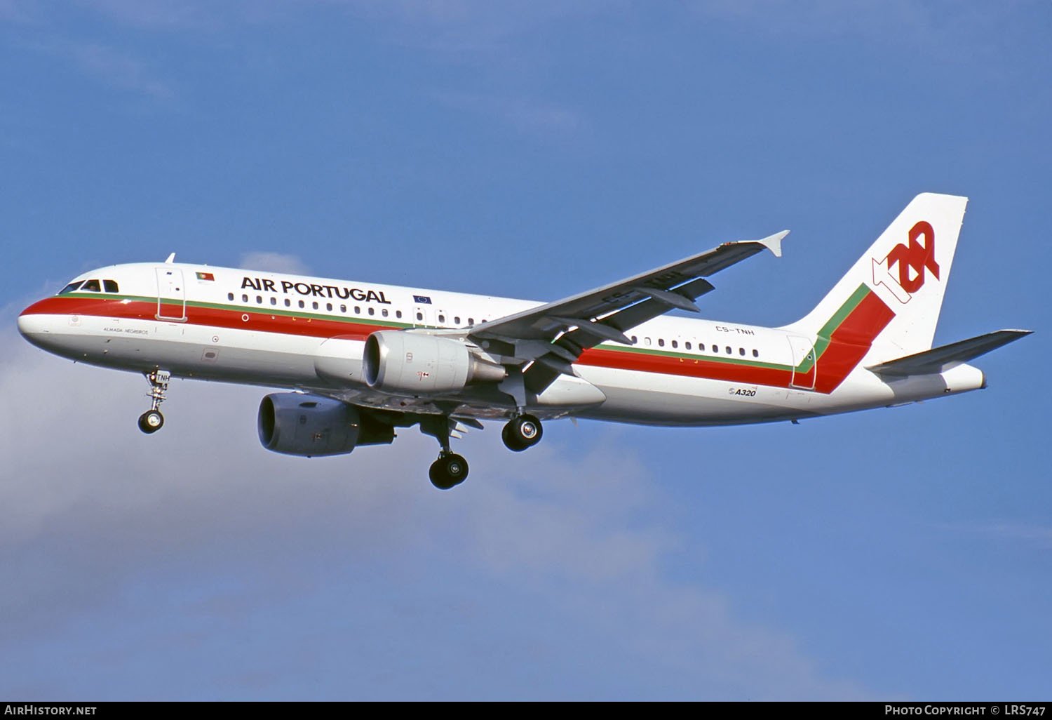 Aircraft Photo of CS-TNH | Airbus A320-214 | TAP Air Portugal | AirHistory.net #269367