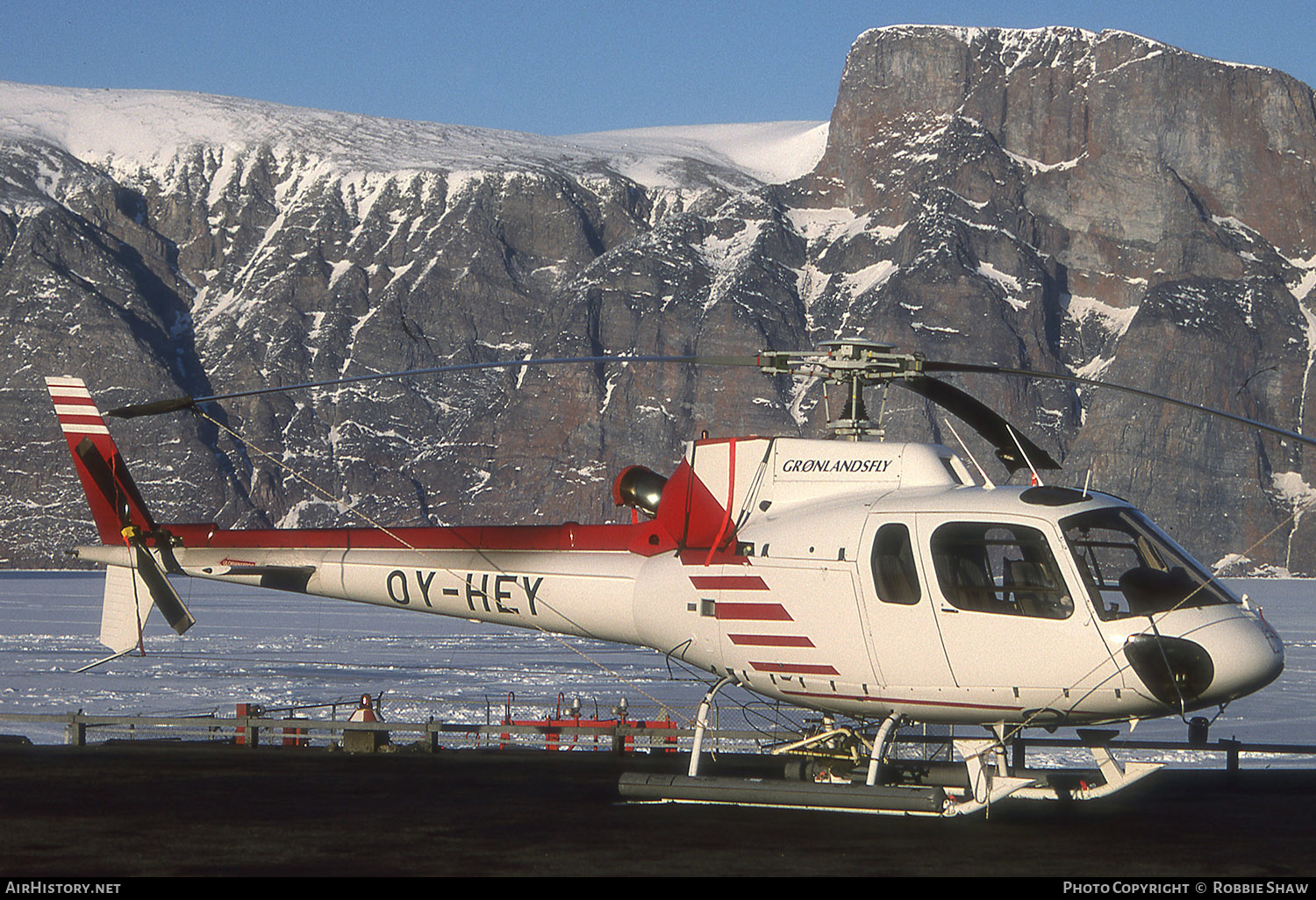 Aircraft Photo of OY-HEY | Aerospatiale AS-350B-2 Ecureuil | Greenlandair - Grønlandsfly | AirHistory.net #269392