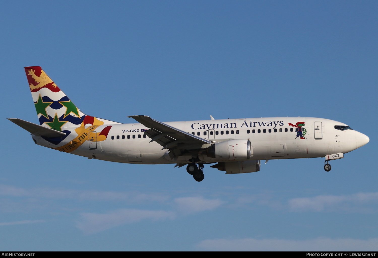 Aircraft Photo of VP-CKZ | Boeing 737-36E | Cayman Airways | AirHistory.net #269450