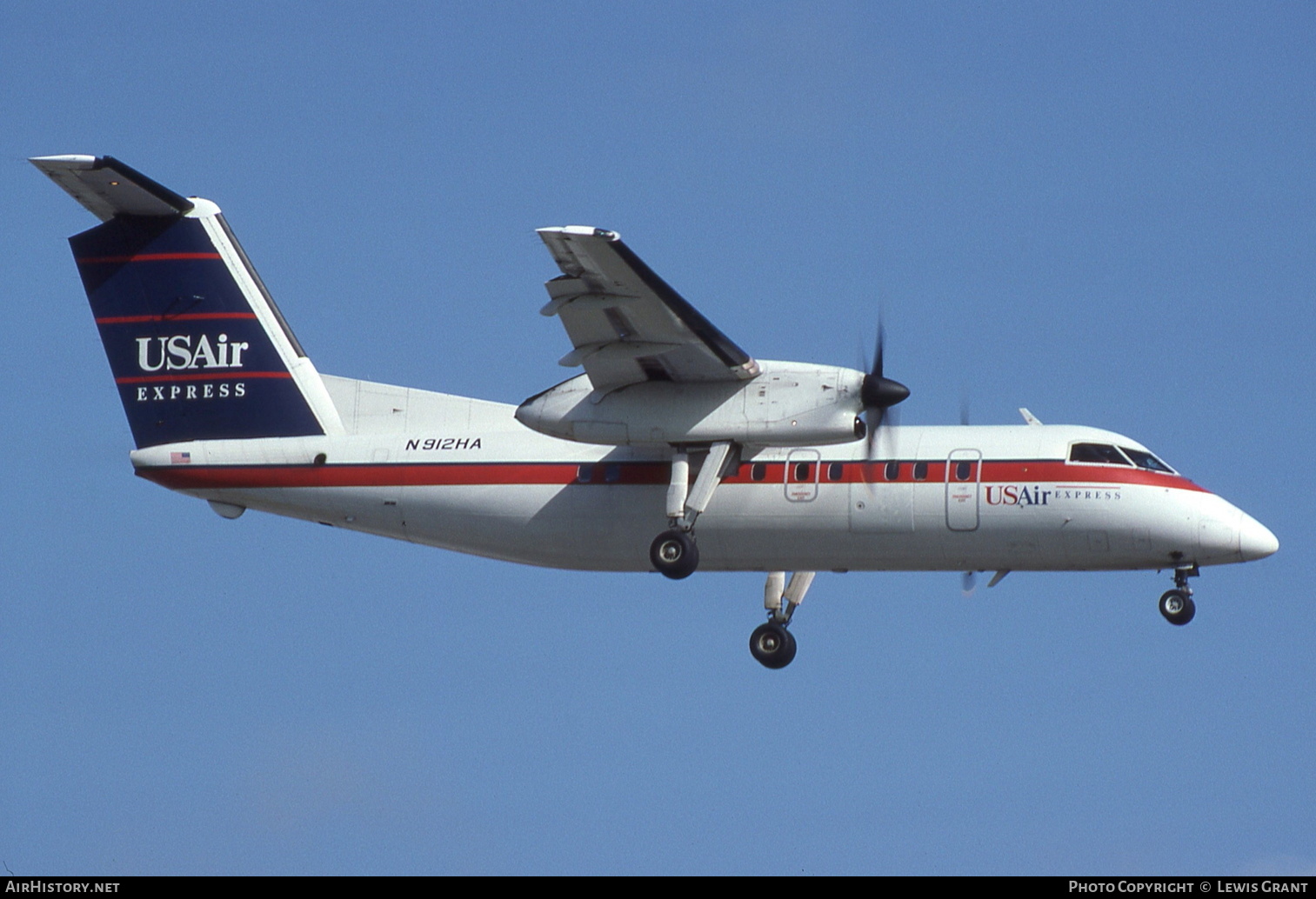 Aircraft Photo of N912HA | De Havilland Canada DHC-8-102 Dash 8 | USAir Express | AirHistory.net #269453