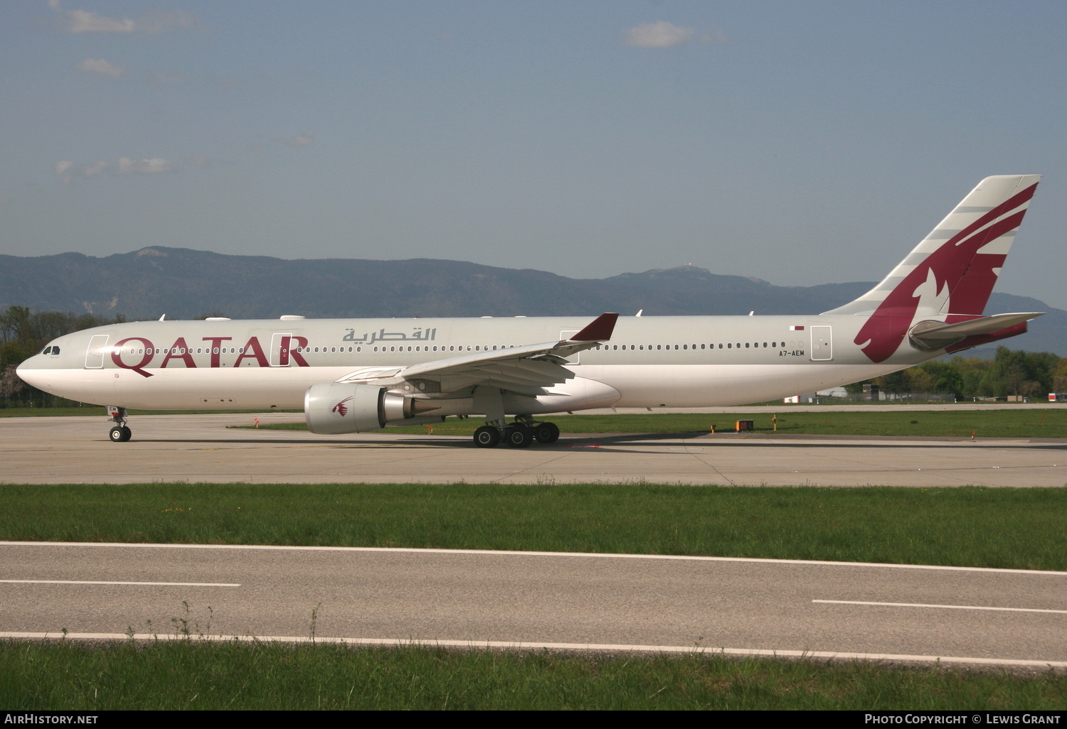 Aircraft Photo of A7-AEM | Airbus A330-302 | Qatar Airways | AirHistory.net #269466
