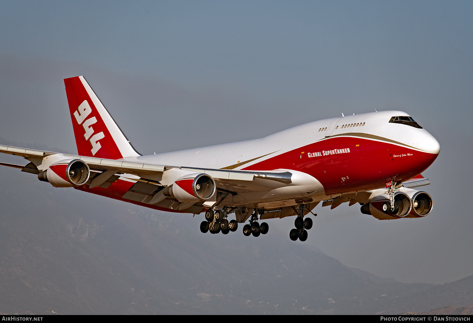 Aircraft Photo of N744ST | Boeing 747-446/AT | Global SuperTanker Services | AirHistory.net #269471