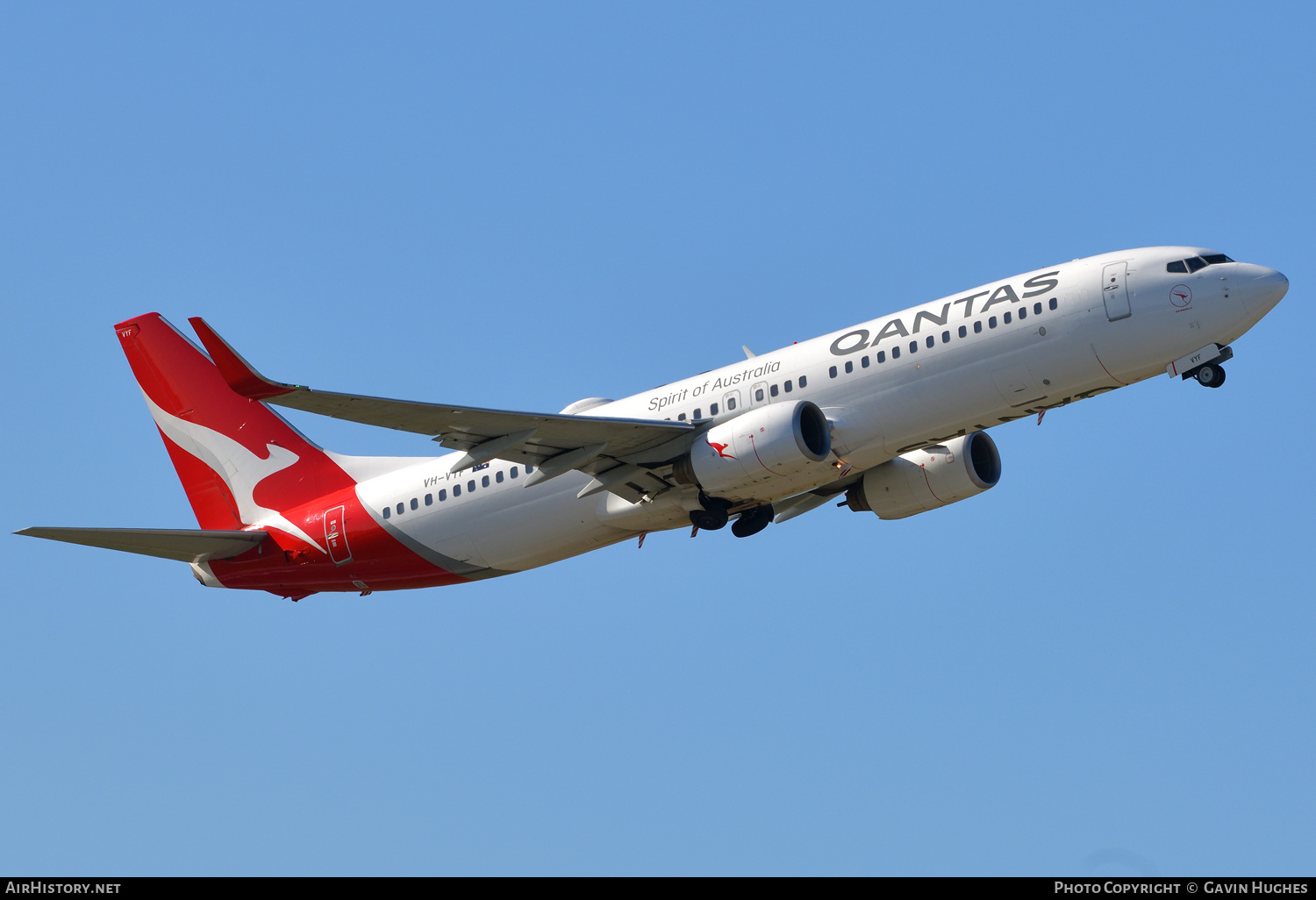 Aircraft Photo of VH-VYF | Boeing 737-838 | Qantas | AirHistory.net #269496