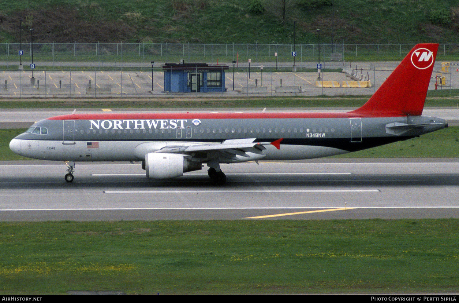 Aircraft Photo of N348NW | Airbus A320-212 | Northwest Airlines | AirHistory.net #269548
