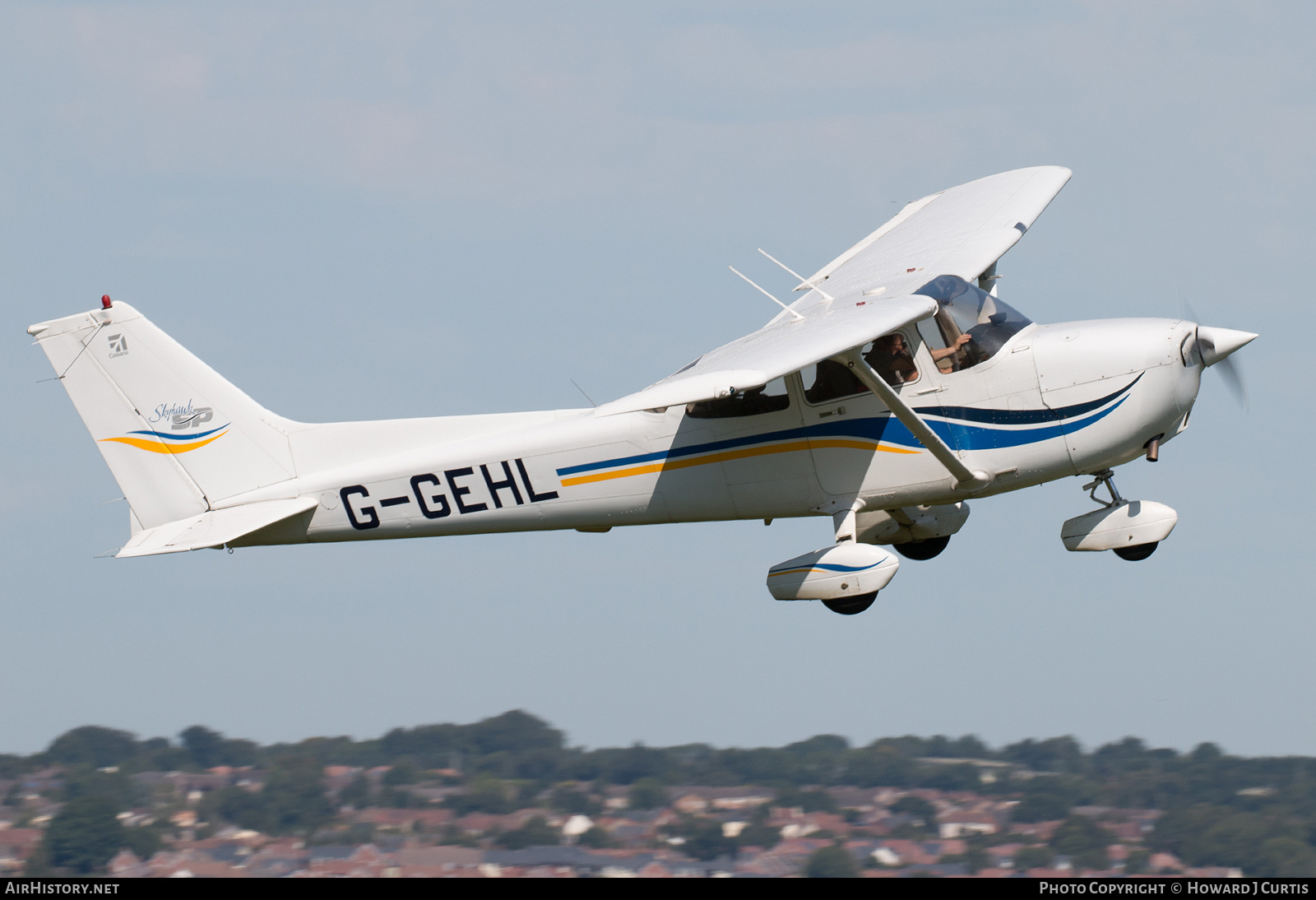 Aircraft Photo of G-GEHL | Cessna 172S Skyhawk SP | AirHistory.net #269578