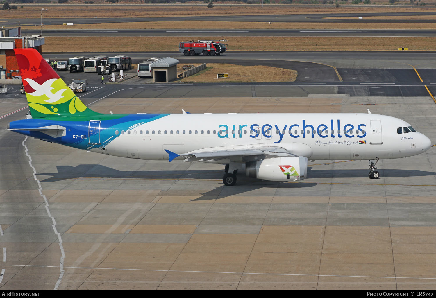 Aircraft Photo of S7-SIL | Airbus A320-232 | Air Seychelles | AirHistory.net #269710