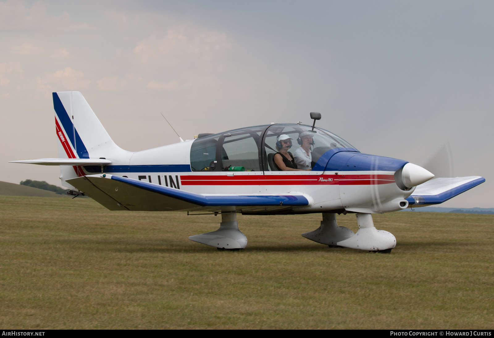 Aircraft Photo of G-ELUN | Robin DR-400-180R Remorqueur | AirHistory.net #269714