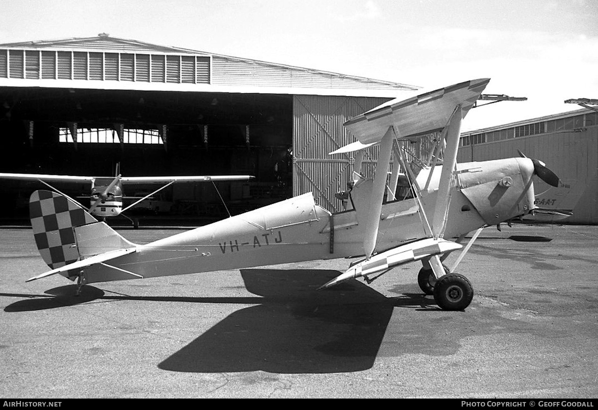 Aircraft Photo of VH-ATJ | De Havilland D.H. 82A Tiger Moth | AirHistory.net #269797