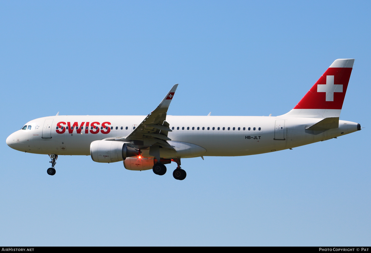 Aircraft Photo of HB-JLT | Airbus A320-214 | Swiss International Air Lines | AirHistory.net #269868