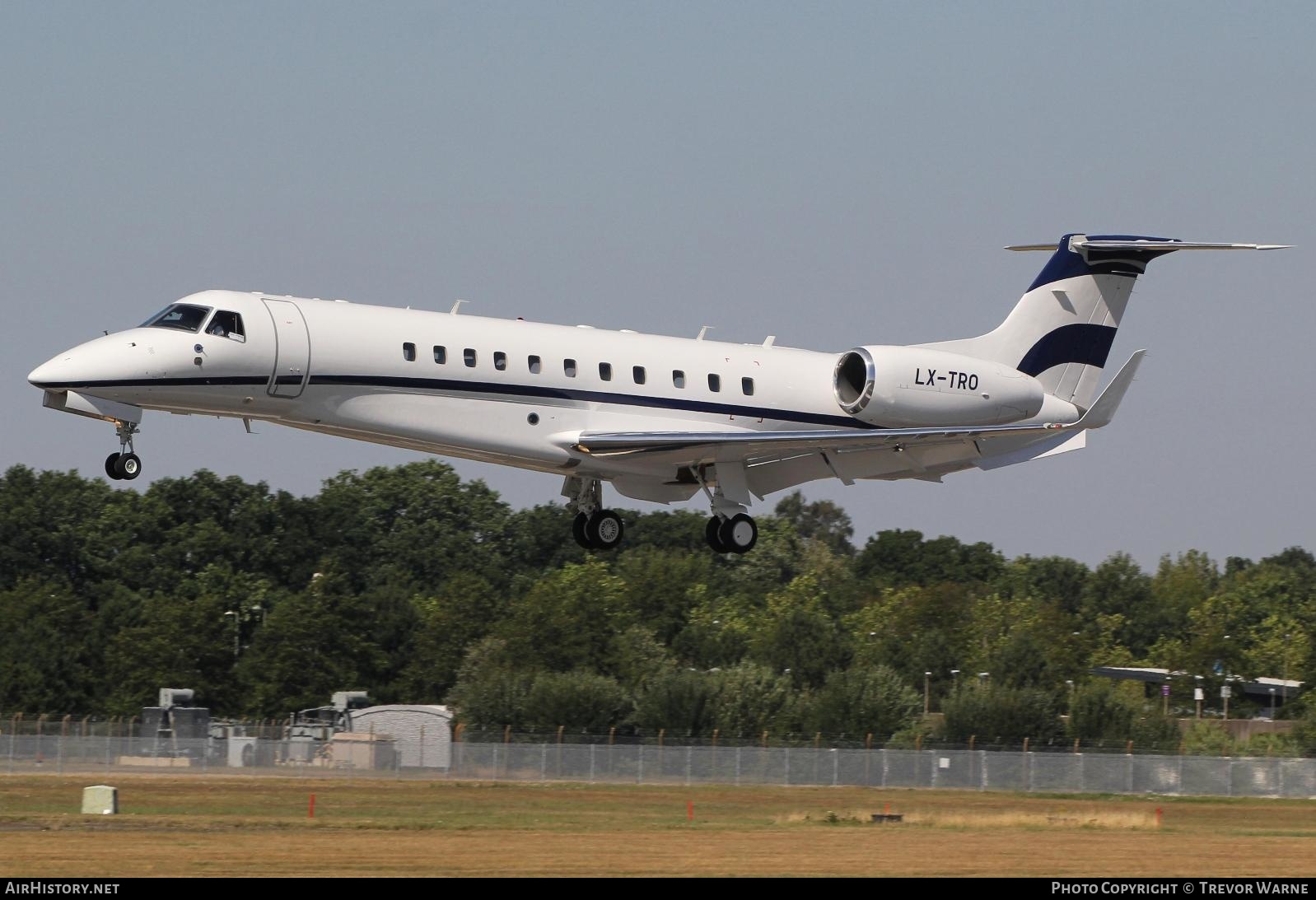 Aircraft Photo of LX-TRO | Embraer Legacy 650 (EMB-135BJ) | AirHistory.net #269884