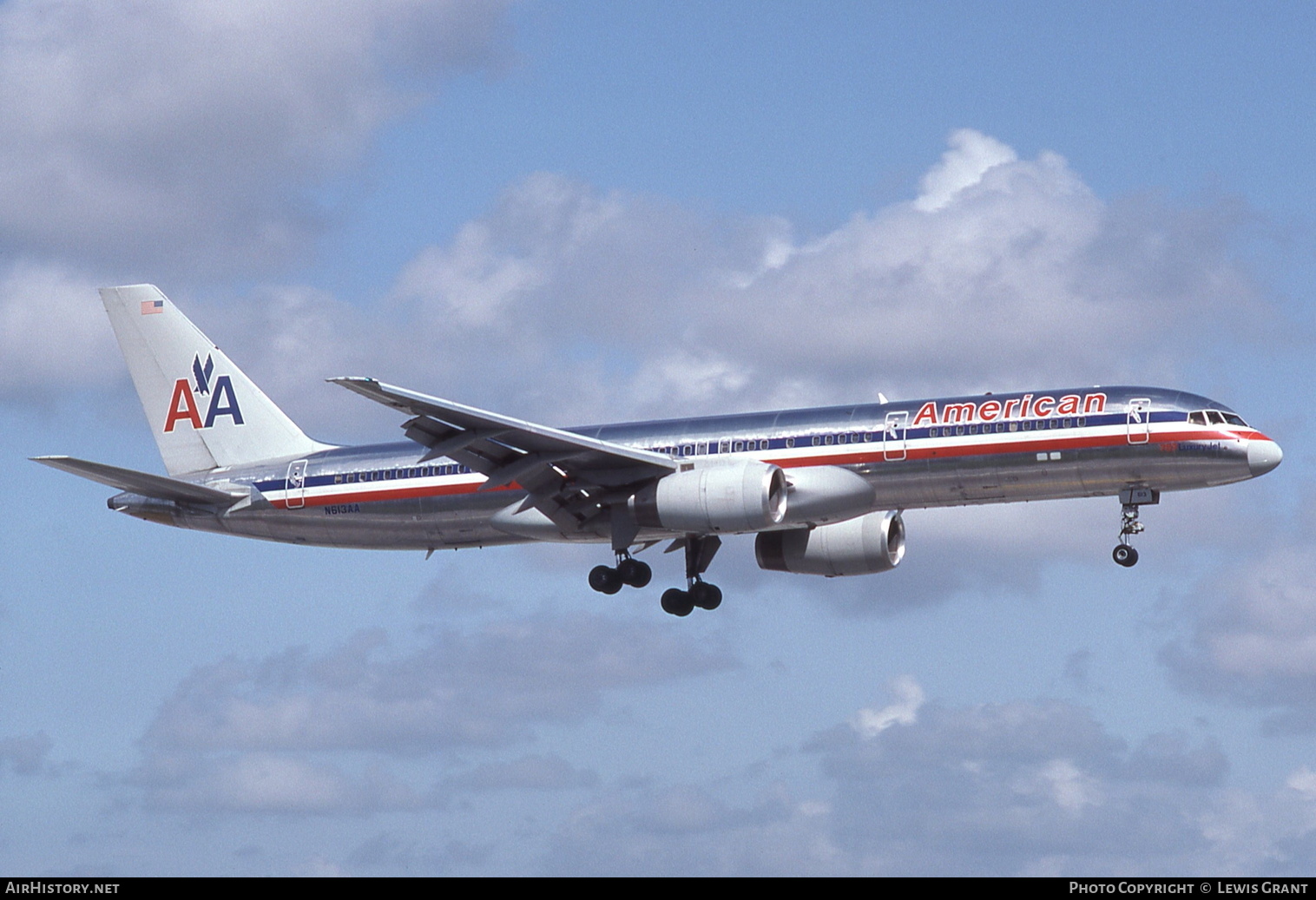 Aircraft Photo of N613AA | Boeing 757-223 | American Airlines | AirHistory.net #269960