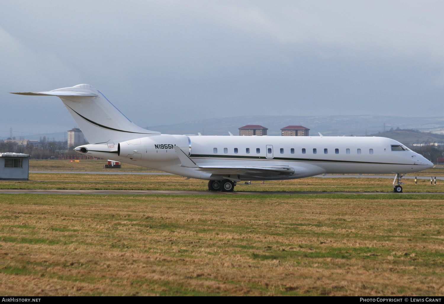 Aircraft Photo of N1955M | Bombardier Global Express XRS (BD-700-1A10) | AirHistory.net #269961