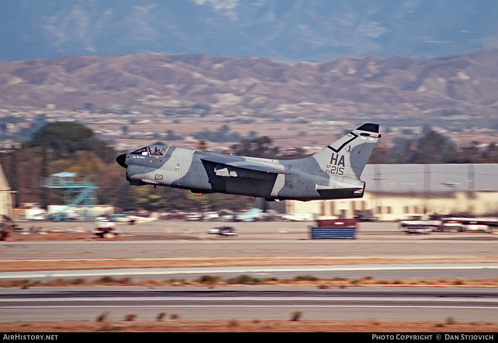 Aircraft Photo of 69-6215 / AF69-215 | LTV A-7D Corsair II | USA - Air Force | AirHistory.net #270143