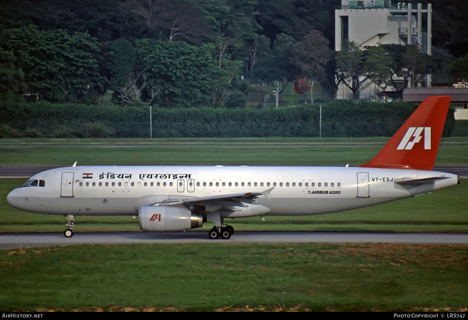 Aircraft Photo of VT-ESJ | Airbus A320-231 | Indian Airlines | AirHistory.net #270259