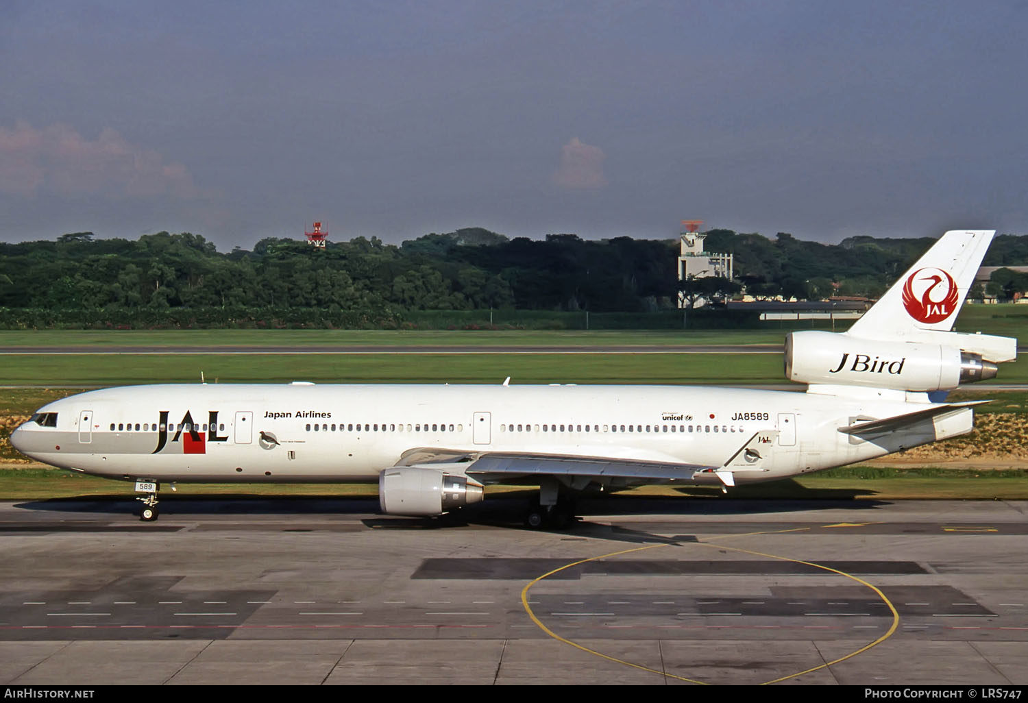 Aircraft Photo of JA8589 | McDonnell Douglas MD-11 | Japan Airlines - JAL | AirHistory.net #270377