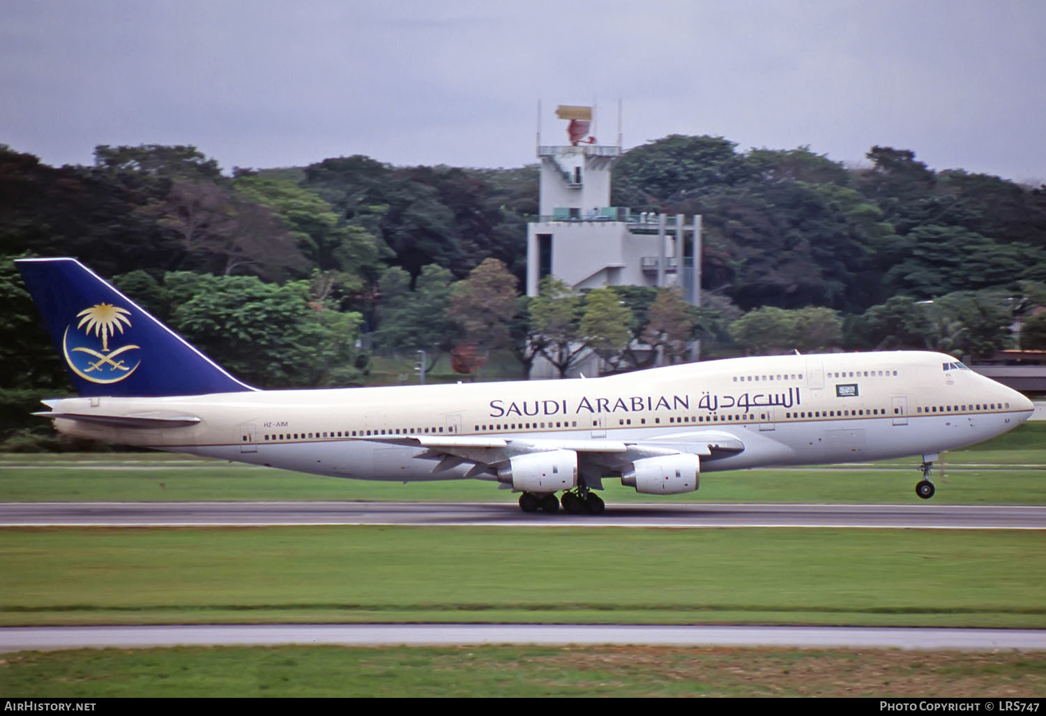 Aircraft Photo of HZ-AIM | Boeing 747-368 | Saudi Arabian Airlines | AirHistory.net #270393