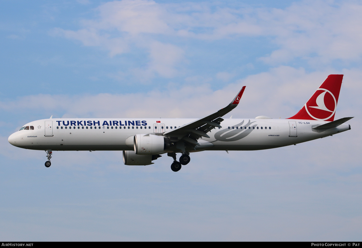 Aircraft Photo of TC-LSH | Airbus A321-271NX | Turkish Airlines | AirHistory.net #270404