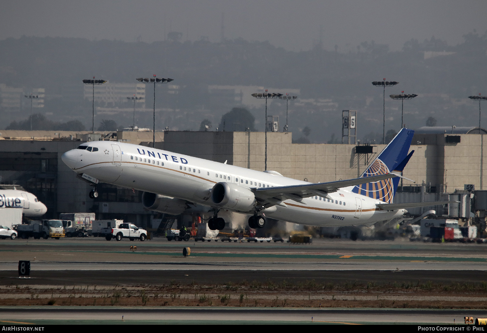 Aircraft Photo of N37502 | Boeing 737-9 Max 9 | United Airlines | AirHistory.net #270408