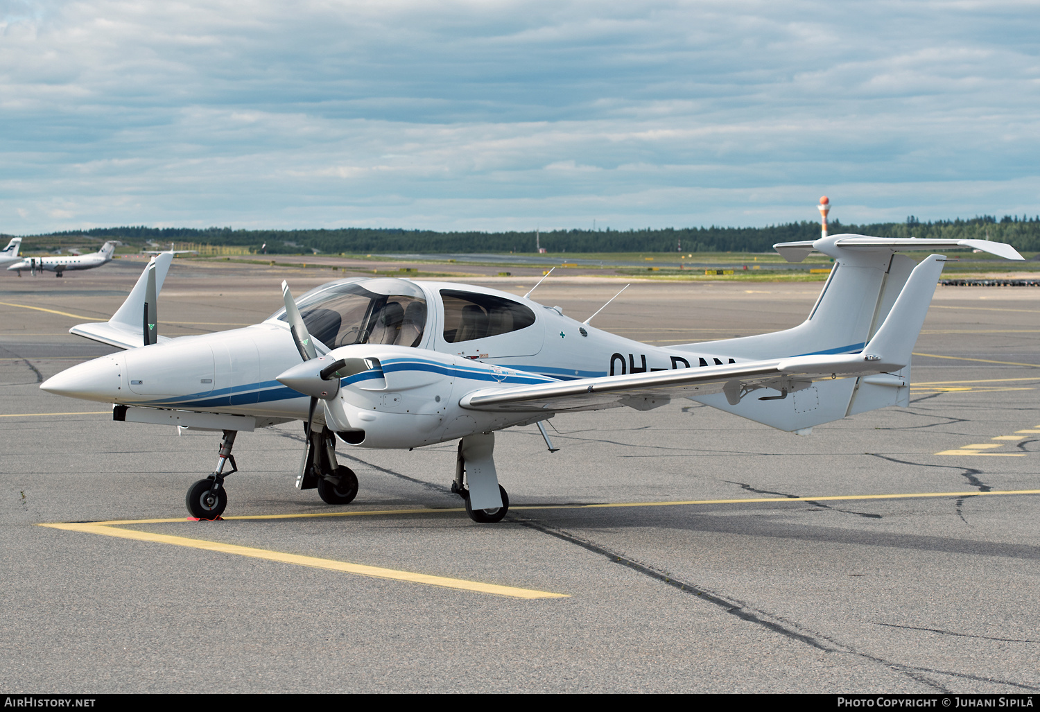Aircraft Photo of OH-DAM | Diamond DA42 NG Twin Star | AirHistory.net #270463