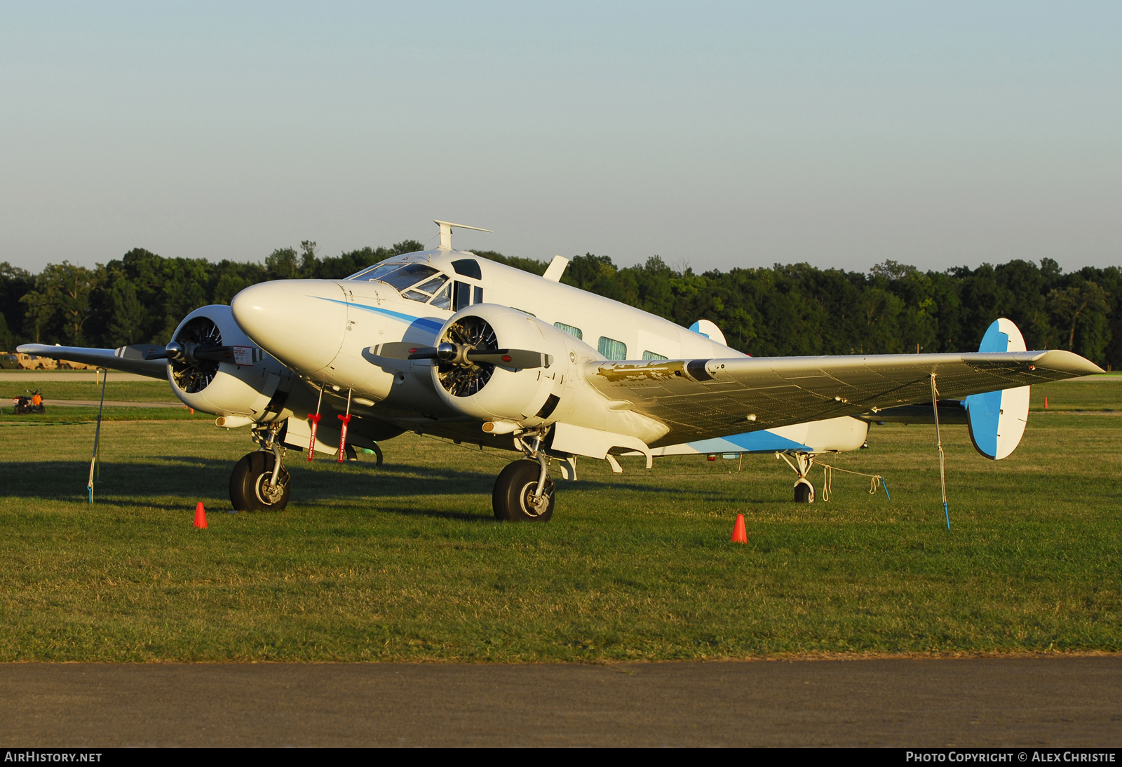 Aircraft Photo of N18E | Beech E18S | AirHistory.net #270496