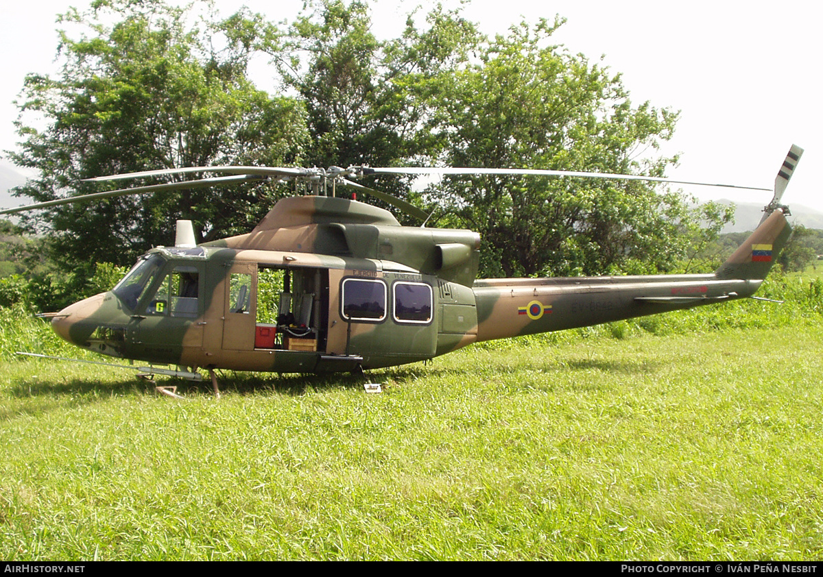Aircraft Photo of EV-8842 | Bell 412SP | Venezuela - Army | AirHistory.net #270498