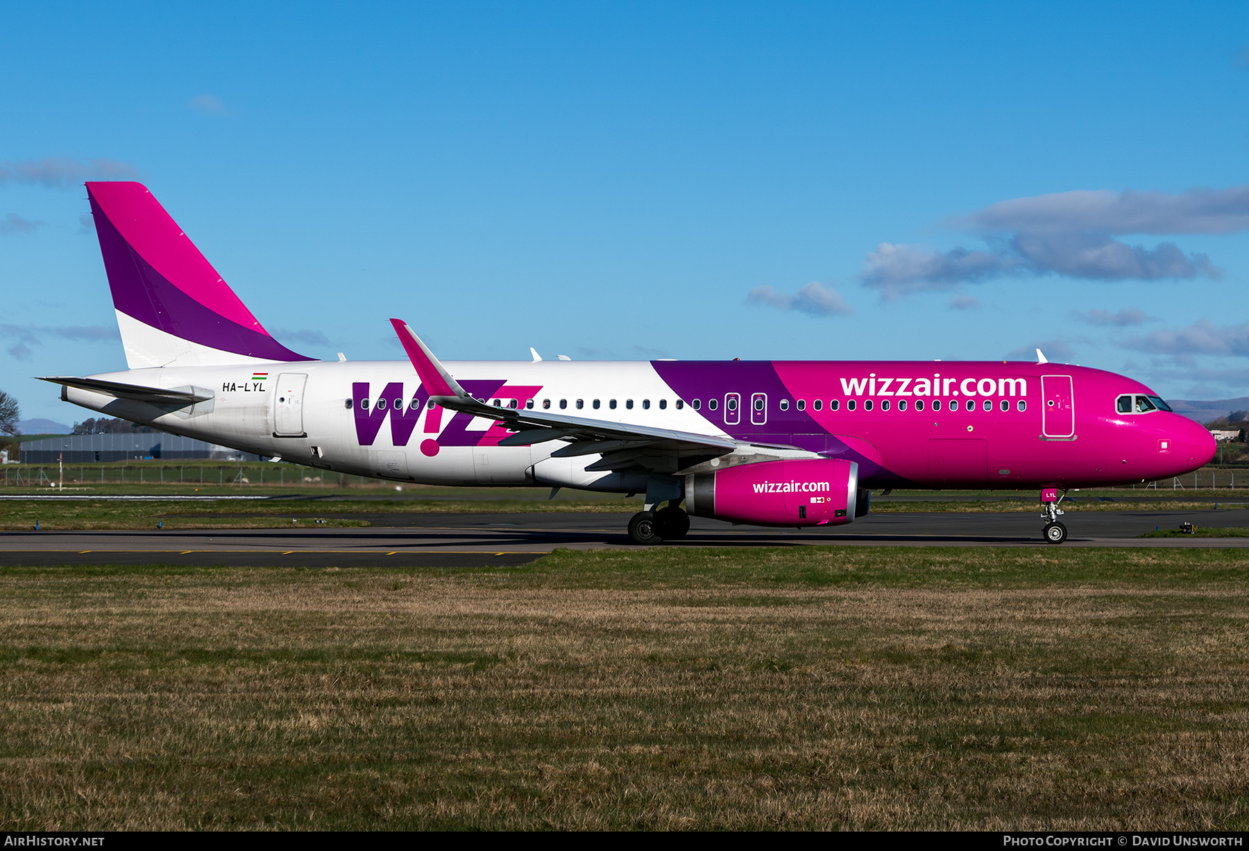 Aircraft Photo of HA-LYL | Airbus A320-232 | Wizz Air | AirHistory.net #270500