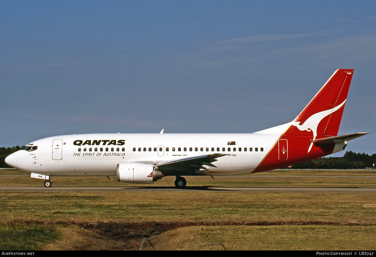 Aircraft Photo of VH-TAW | Boeing 737-376 | Qantas | AirHistory.net #270685
