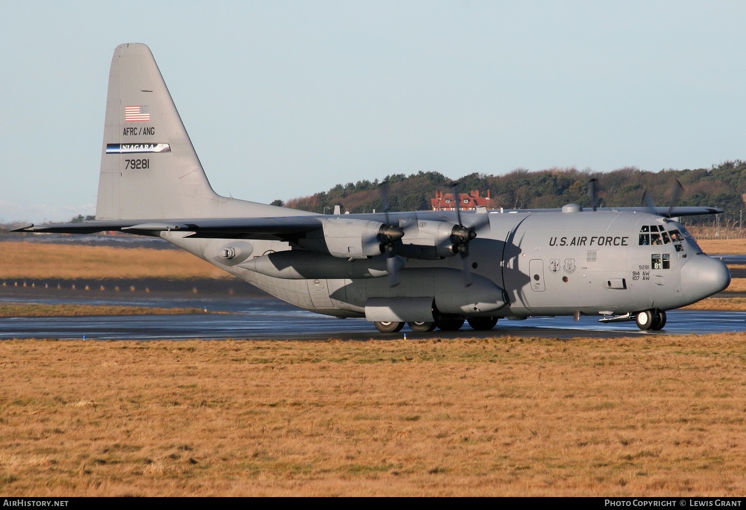 Aircraft Photo of 87-9281 / 79281 | Lockheed C-130H Hercules | USA - Air Force | AirHistory.net #270739