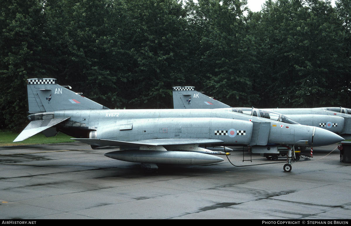 Aircraft Photo of XV572 | McDonnell Douglas F-4K Phantom FG1 | UK - Air Force | AirHistory.net #270748