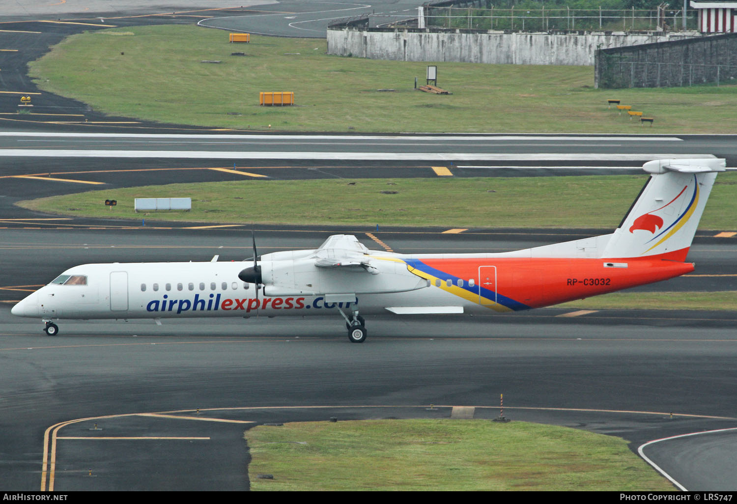 Aircraft Photo of RP-C3032 | Bombardier DHC-8-402 Dash 8 | Airphil Express | AirHistory.net #270763
