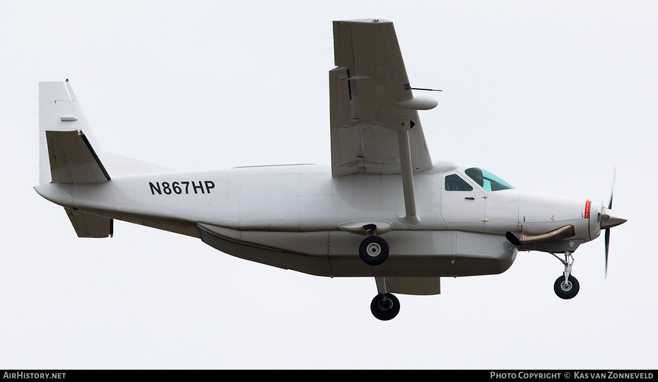 Aircraft Photo of N867HP | Cessna 208B Super Cargomaster | AirHistory.net #270829
