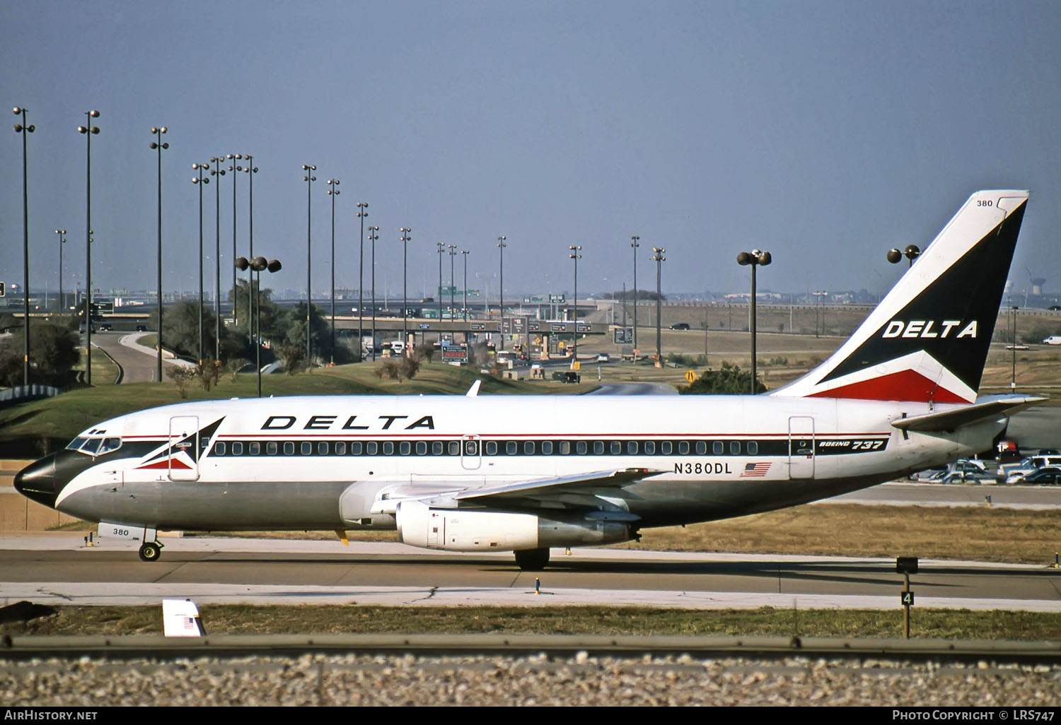 Aircraft Photo of N380DL | Boeing 737-247/Adv | Delta Air Lines | AirHistory.net #270892