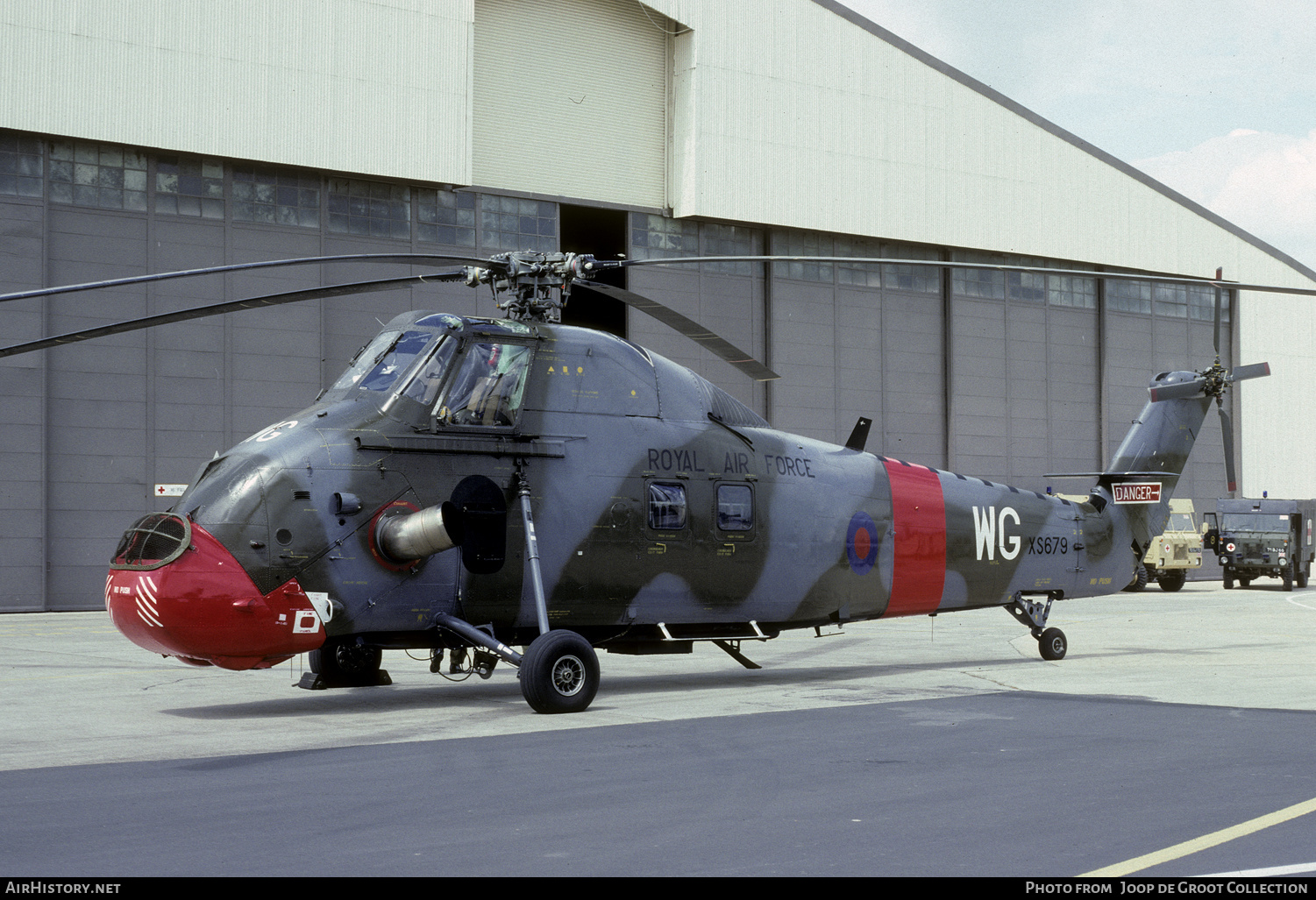 Aircraft Photo of XS679 | Westland WS-58 Wessex HC.2 | UK - Air Force | AirHistory.net #271041