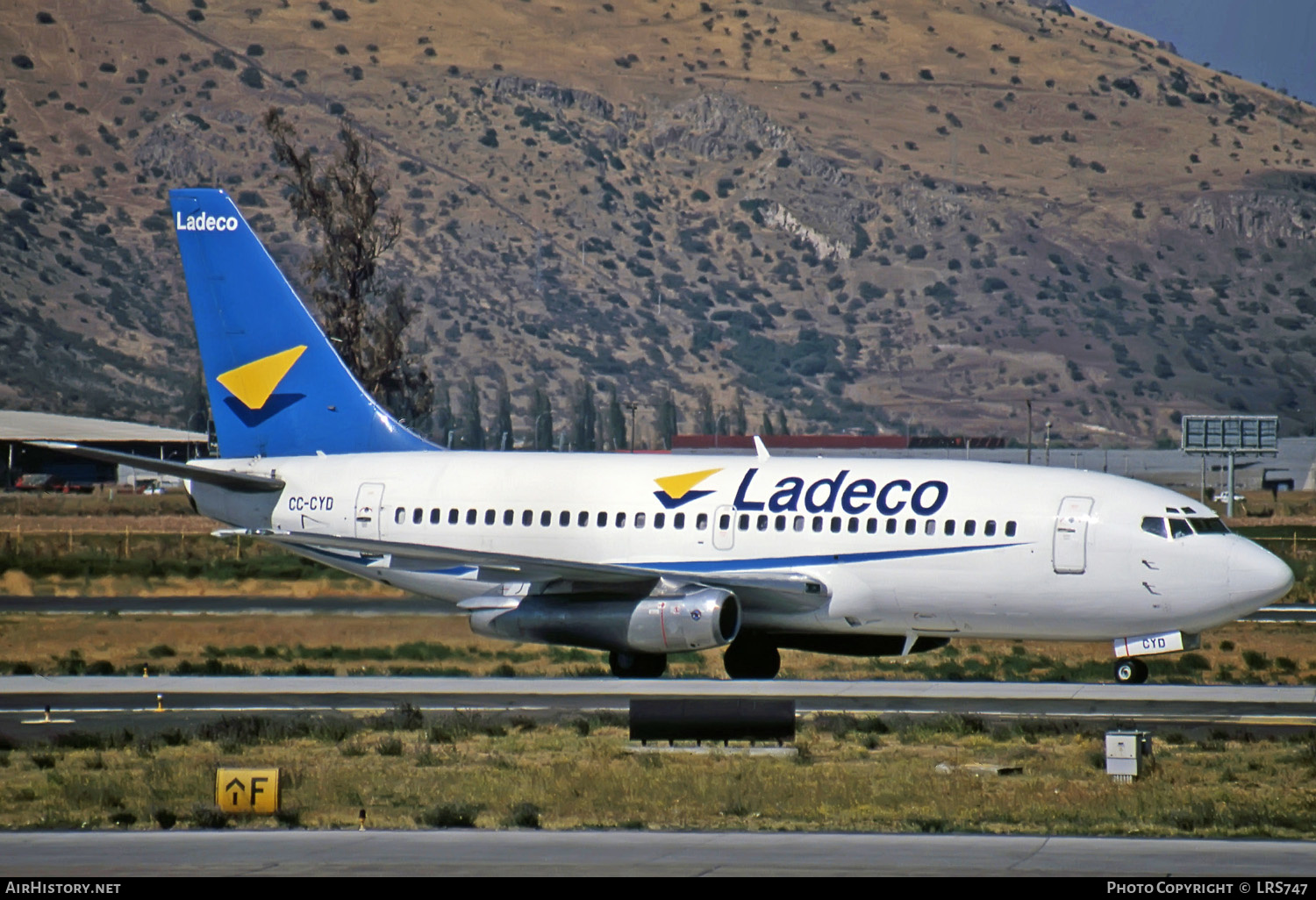 Aircraft Photo of CC-CYD | Boeing 737-205/Adv | Ladeco | AirHistory.net #271116