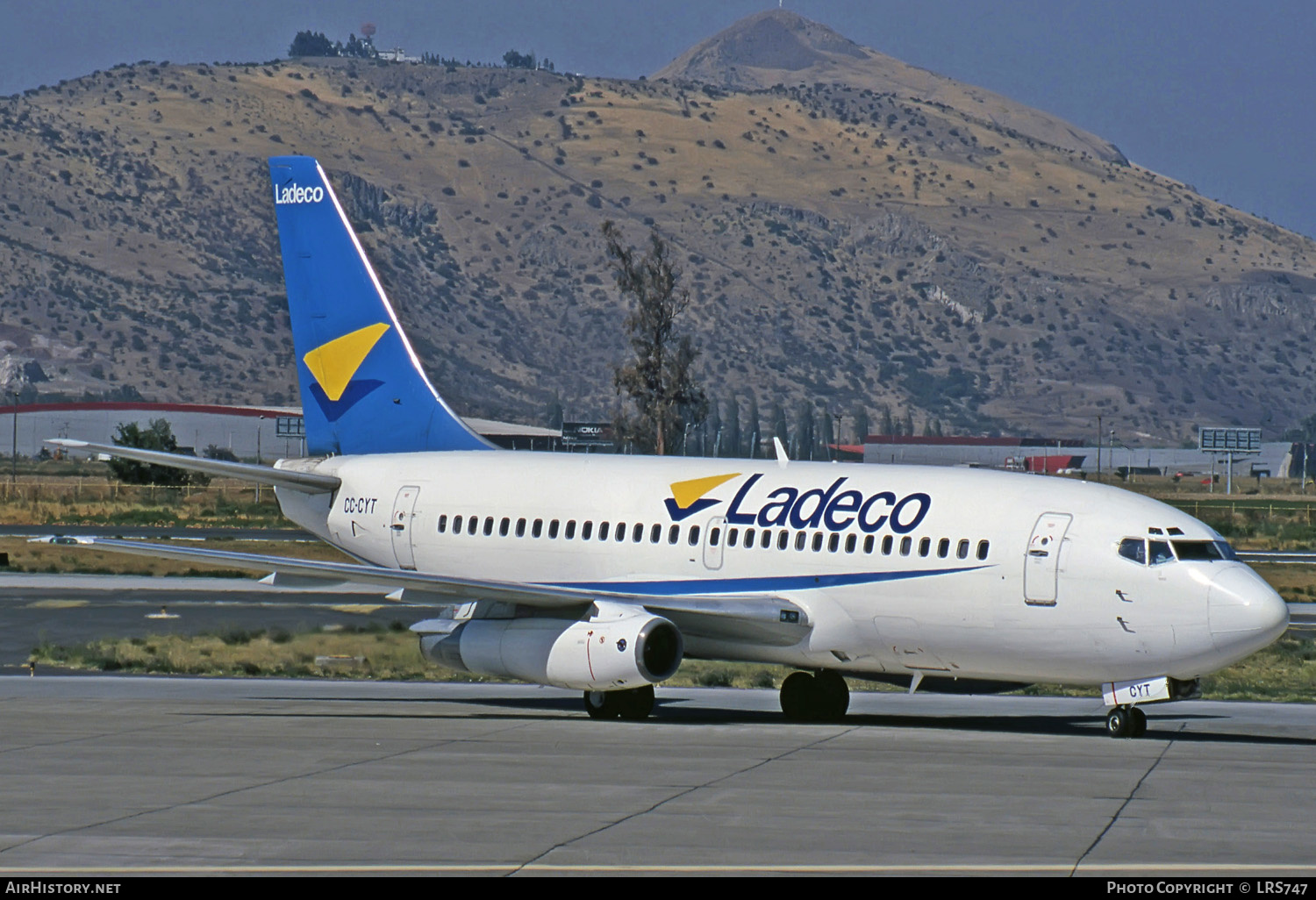 Aircraft Photo of CC-CYT | Boeing 737-2E1 | Ladeco | AirHistory.net #271124