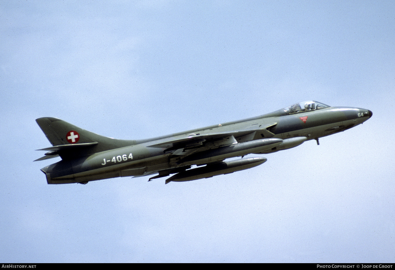 Aircraft Photo of J-4064 | Hawker Hunter F58 | Switzerland - Air Force | AirHistory.net #271156