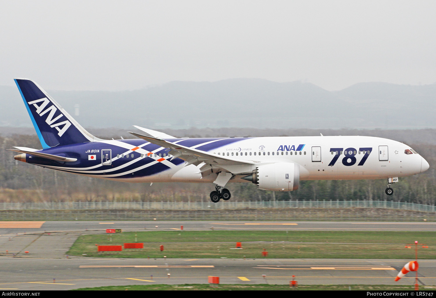 Aircraft Photo of JA801A | Boeing 787-8 Dreamliner | All Nippon Airways - ANA | AirHistory.net #271160