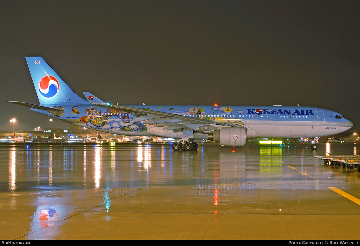 Aircraft Photo of HL8211 | Airbus A330-223 | Korean Air | AirHistory.net #271187