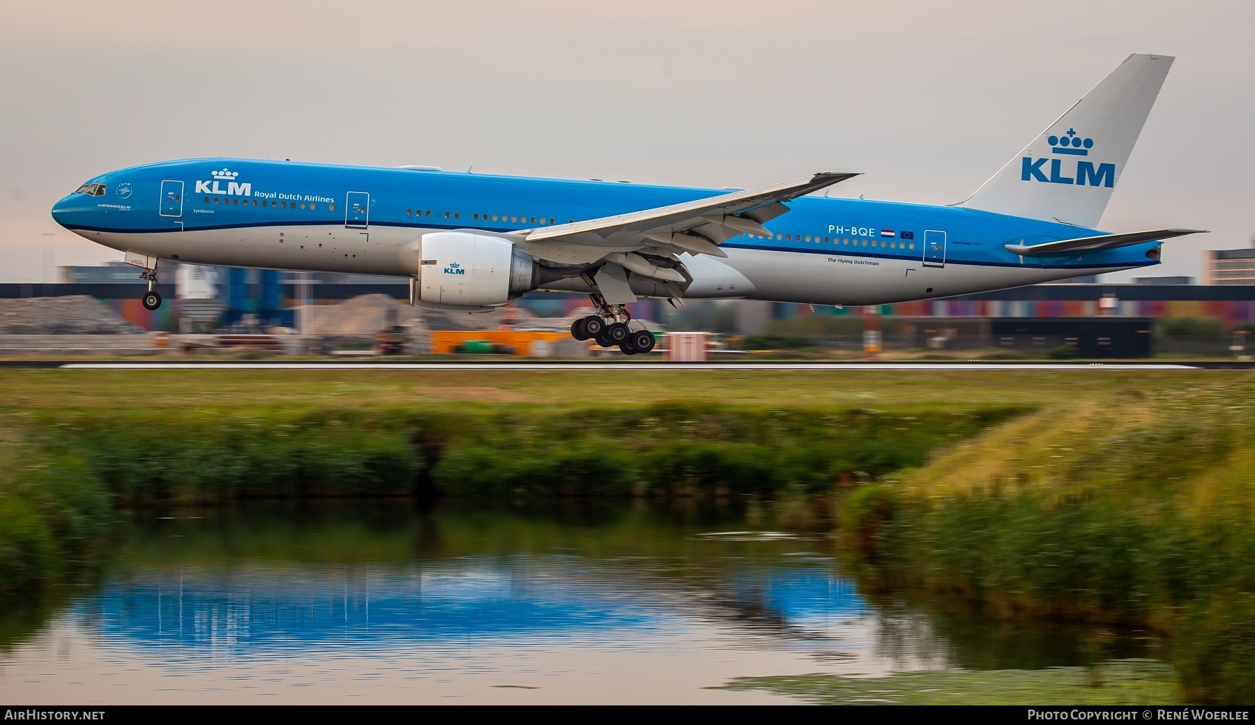 Aircraft Photo of PH-BQE | Boeing 777-206/ER | KLM - Royal Dutch Airlines | AirHistory.net #271210