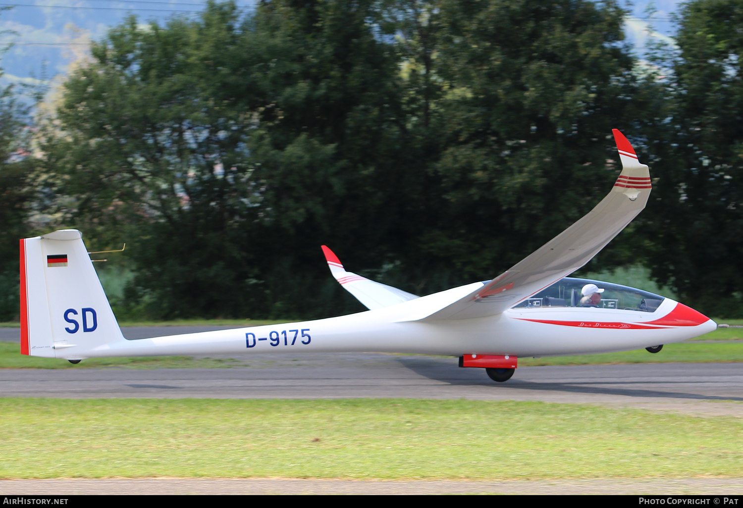 Aircraft Photo of D-9175 | Schempp-Hirth Duo Discus XLT | AirHistory.net #271248