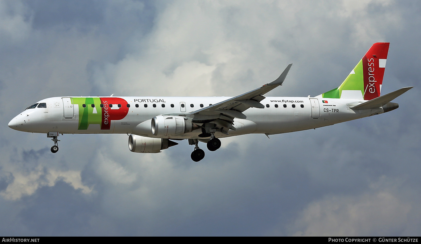 Aircraft Photo of CS-TPR | Embraer 190LR (ERJ-190-100LR) | TAP Portugal Express | AirHistory.net #271256