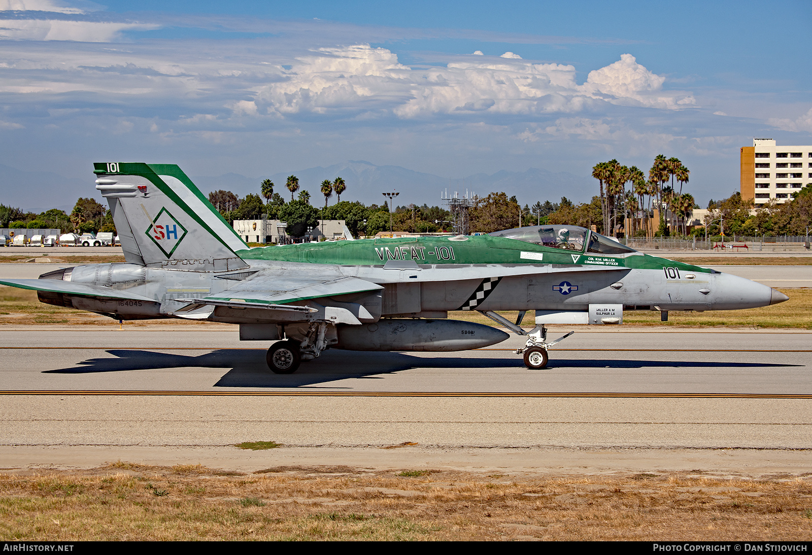 Aircraft Photo of 164045 | McDonnell Douglas F/A-18C Hornet | USA - Marines | AirHistory.net #271285