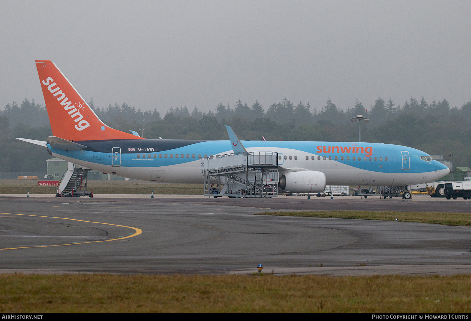 Aircraft Photo of G-TAWV | Boeing 737-8K5 | Sunwing Airlines | AirHistory.net #271291