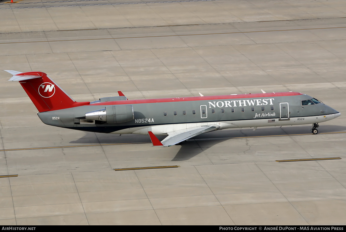 Aircraft Photo of N8524A | Bombardier CRJ-200ER (CL-600-2B19) | Northwest Jet Airlink | AirHistory.net #271306