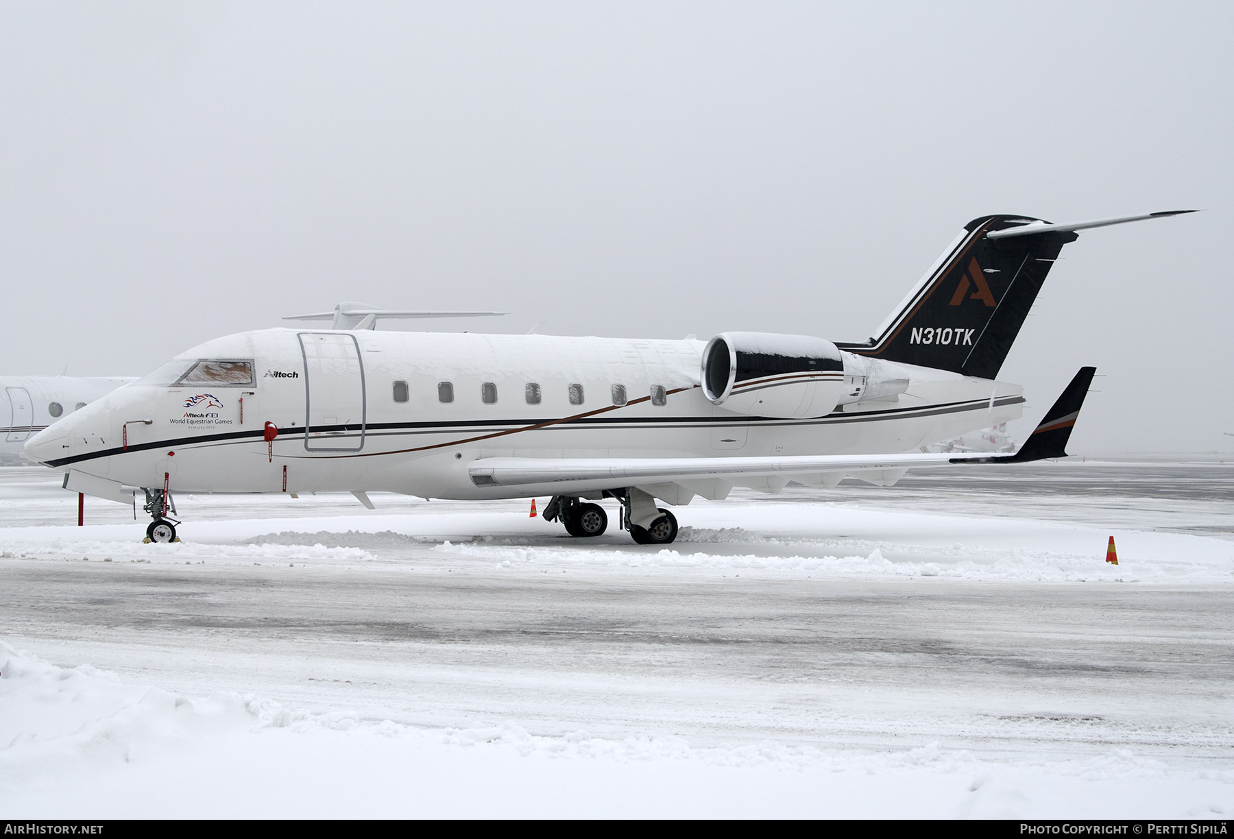 Aircraft Photo of N310TK | Canadair Challenger 604 (CL-600-2B16) | Alltech | AirHistory.net #271374