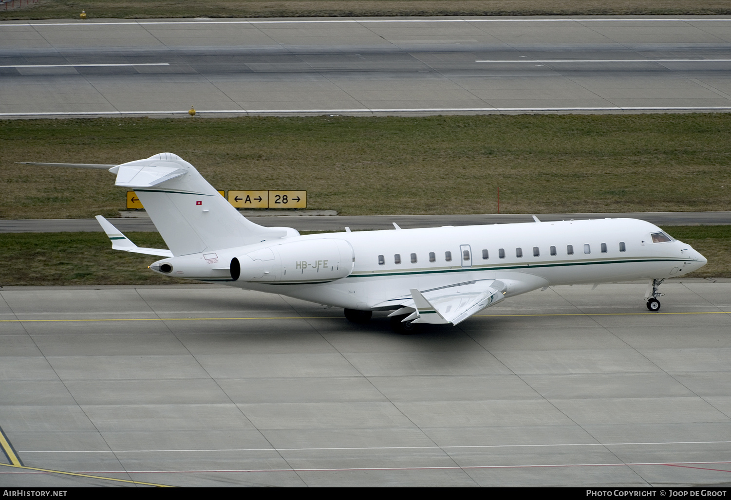 Aircraft Photo of HB-JFE | Bombardier Global 6000 (BD-700-1A10) | AirHistory.net #271377